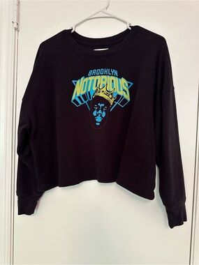 Old Navy Black Cropped Crewneck Sweatshirt with Blue and Yellow Graphic